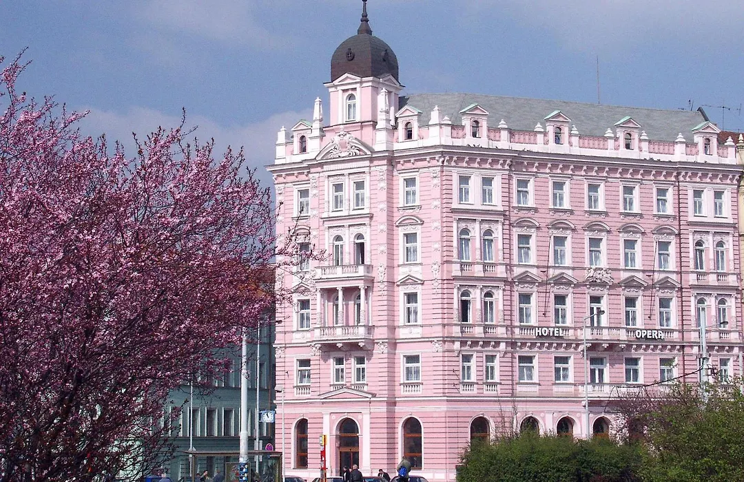 Hotel Opera-1